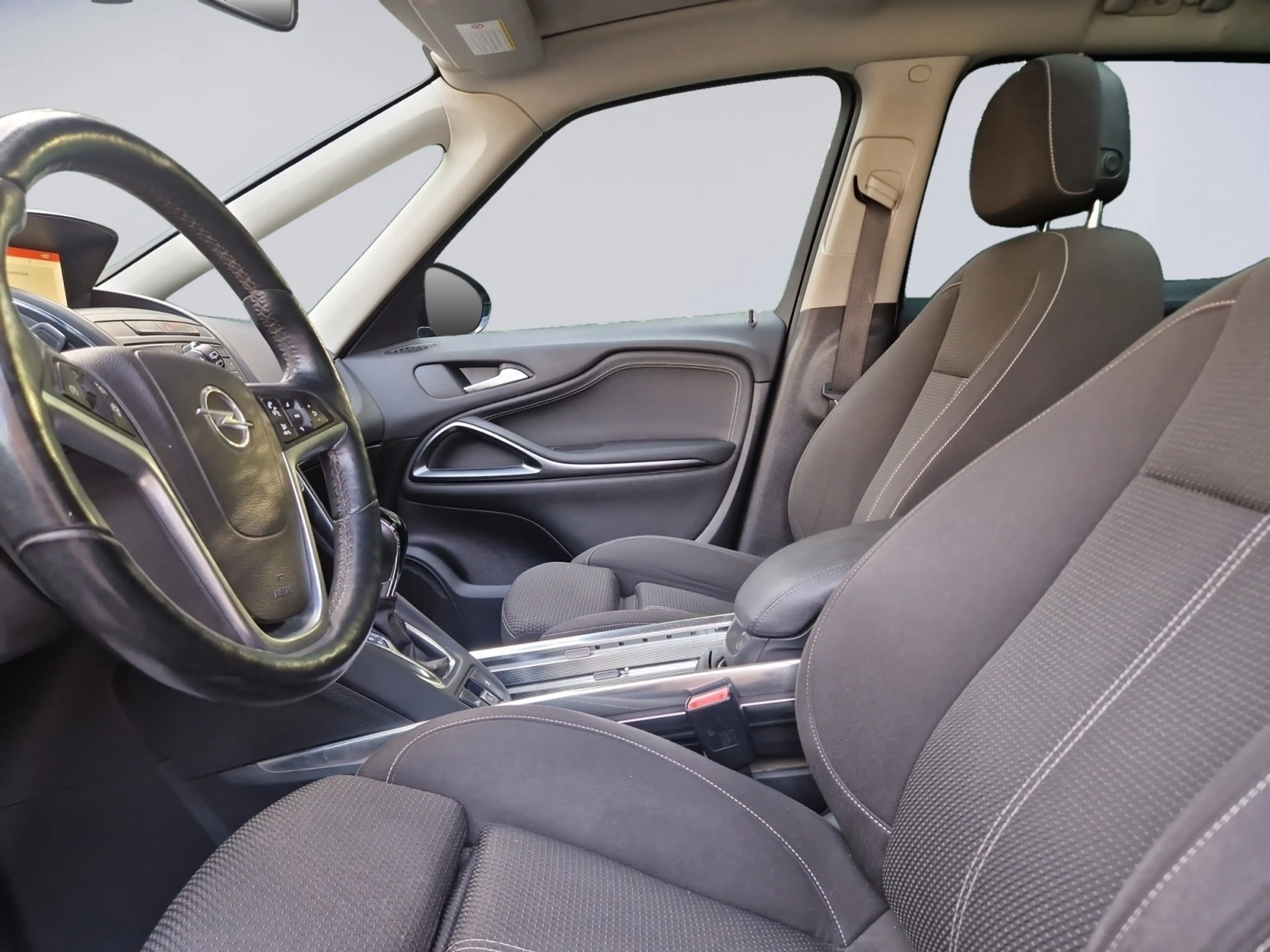 Opel Zafira Tourer Zafira 1.6 Turbo ECOTEC Cosmo — photo 7