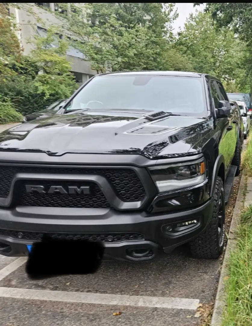 Dodge RAM 1500 Gen5 Rebel Schwarz - 1