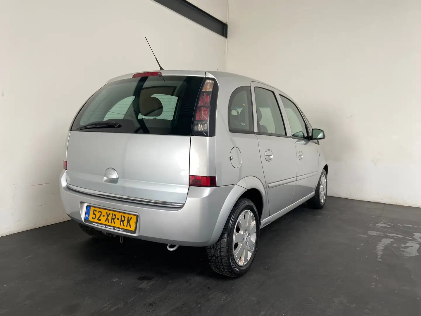 Opel Meriva 1.6-16V Temptation. APK 02-2027! Automaat! Gris - 2