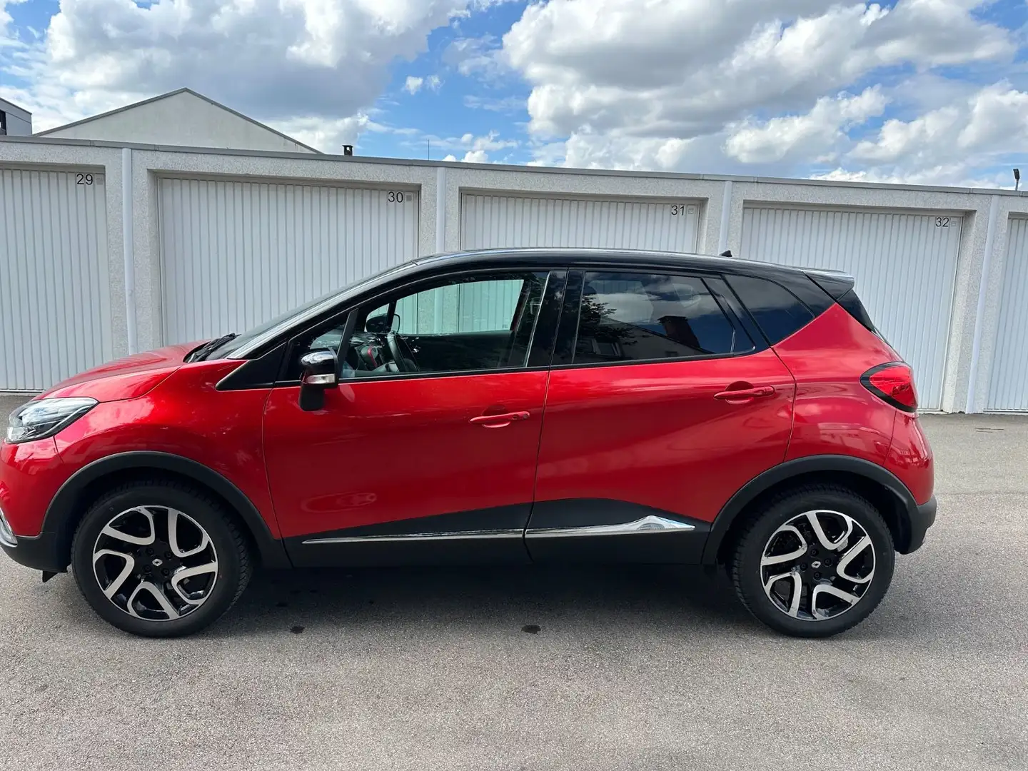 Renault Captur XMOD*Navi*R.Kam.*City-Paket Plus* Rouge - 2
