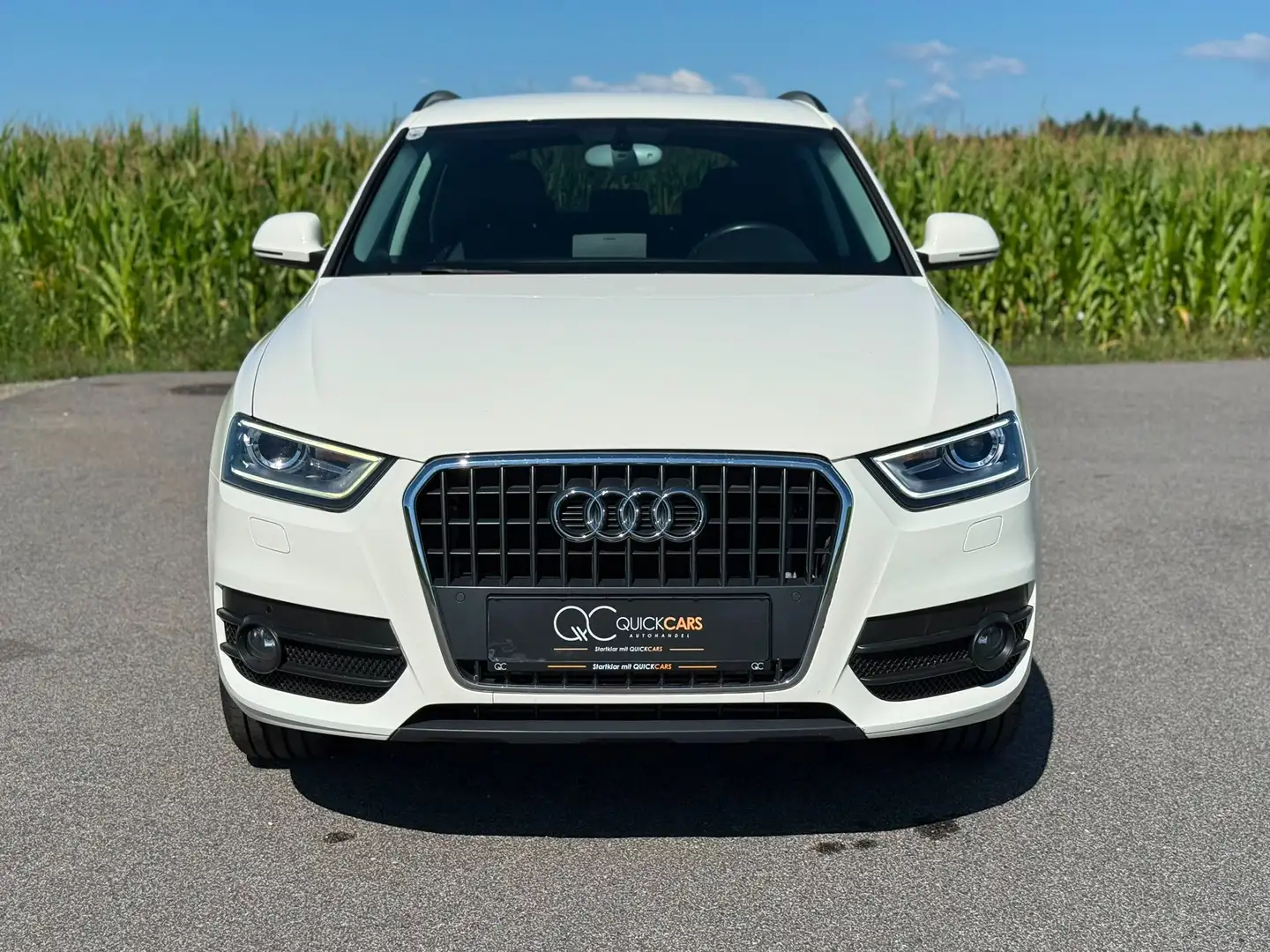 Audi Q3 2.0 TDI Style DPF Weiß - 2