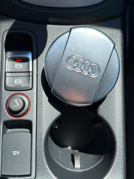 Audi Q3 2.0 TDI Style DPF — photo 27