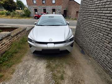 61 kWh Long Range Luxury