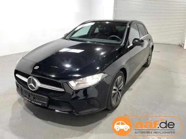 Mercedes-Benz A 180 Automatik Navi Klima PDC