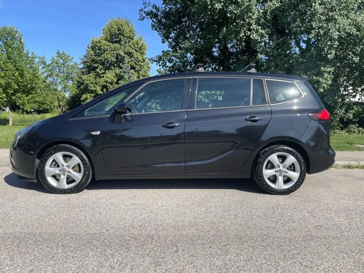 Opel Zafira Zafira 1.7 CDTI - 110 ch FAP Edition Noir - 1