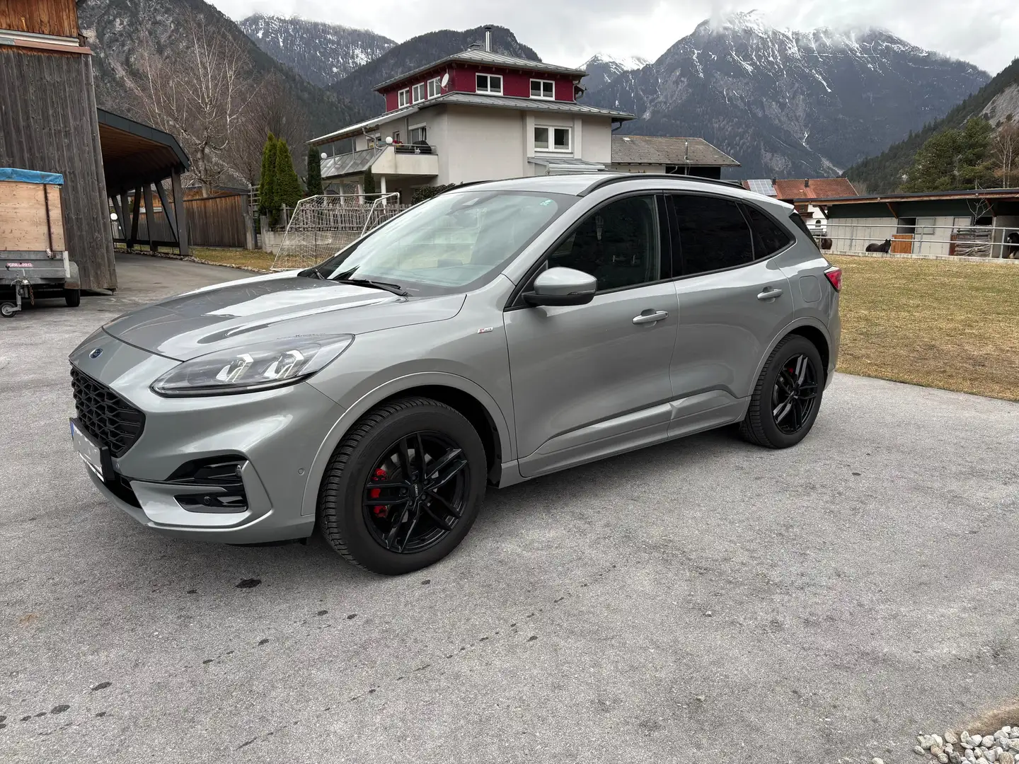 Ford Kuga Kuga 2,0 EcoBlue AWD ST-Line Aut. ST-Line Silber - 1