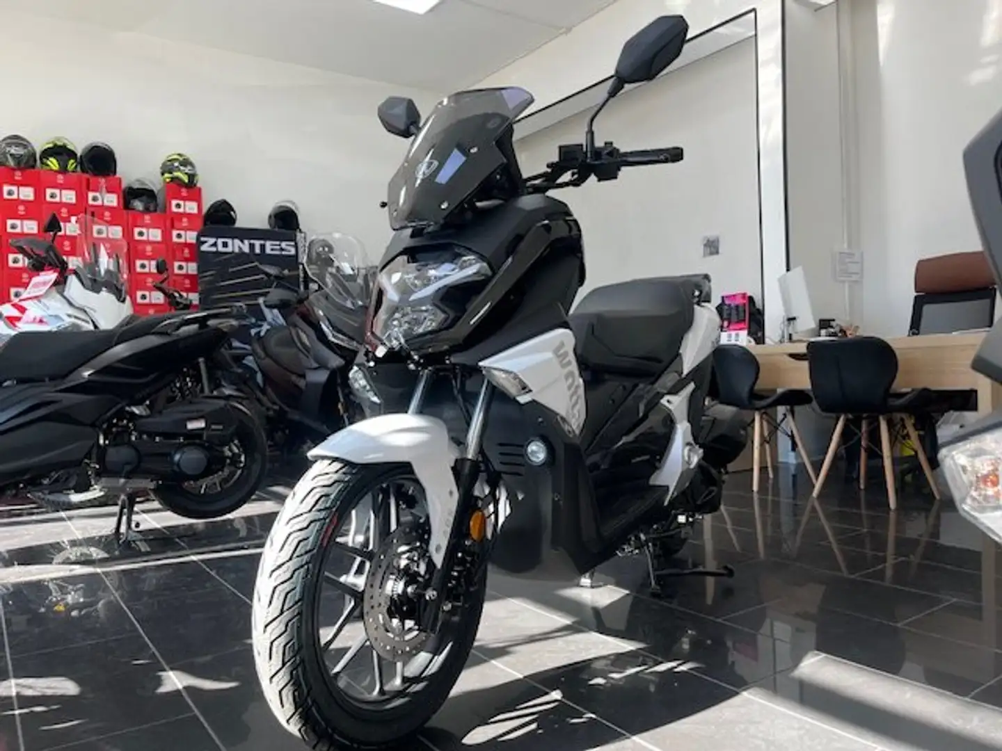 Altro wottan sixteen 125 INTERESSI 0 Bianco - 2