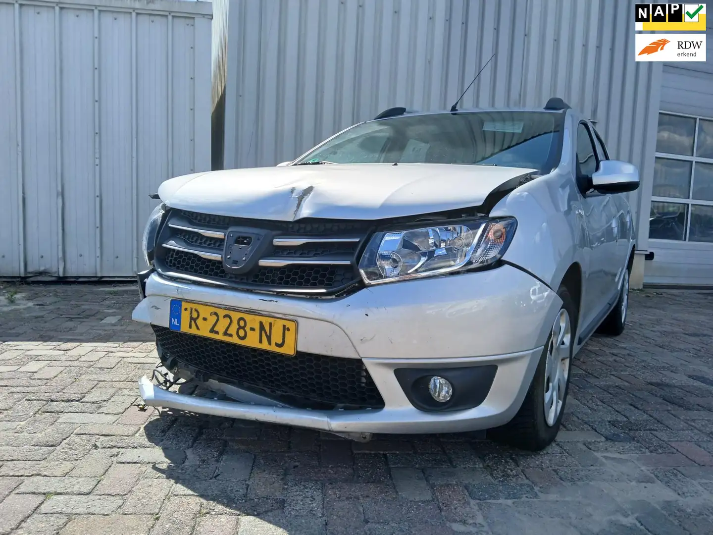 Dacia Logan MCV 1.2 16V - Airco - Schade - Start niet Grijs - 1