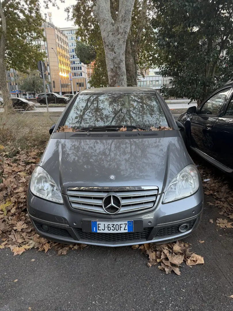 Mercedes-Benz A 160 Classe A 150 benzina 5 porte Elegance Navi Pelle Gris - 1