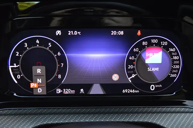 Volkswagen Golf view 20