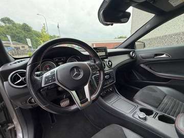 Mercedes-Benz GLA 200 GLA 200 PACK AMG