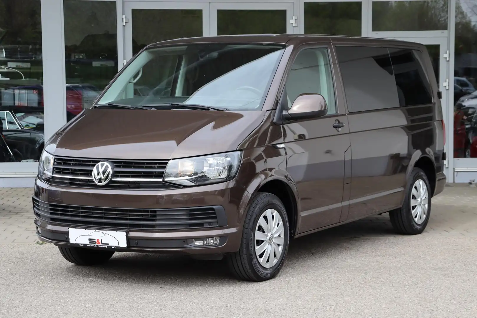 Volkswagen T6 Transporter T6 Multivan 2.0 TDI/ Navi/ Tempomat/ Climatronic Braun - 1