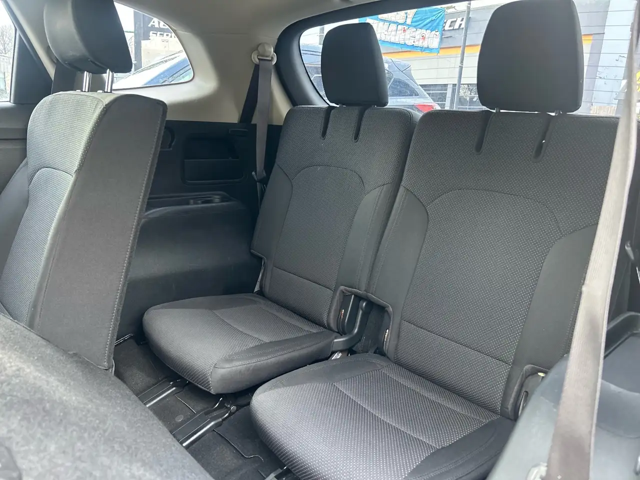 Kia Rondo снимка Kia Rondo