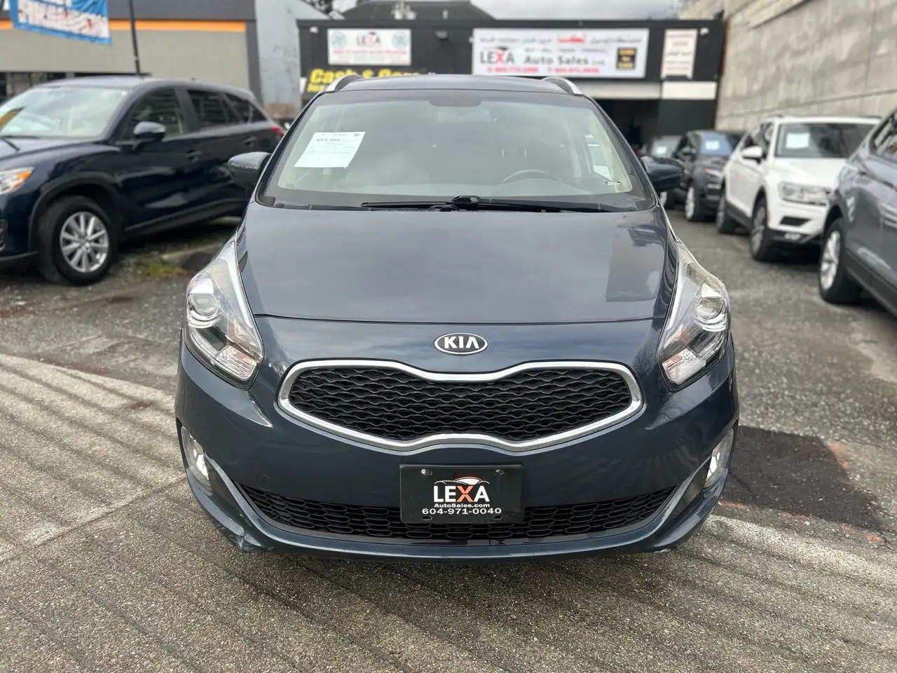 Kia Rondo снимка Kia Rondo