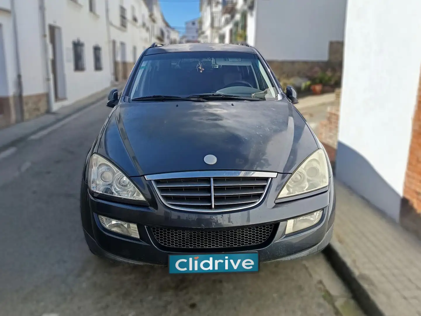 SsangYong Kyron 200Xdi Premium Gris - 2