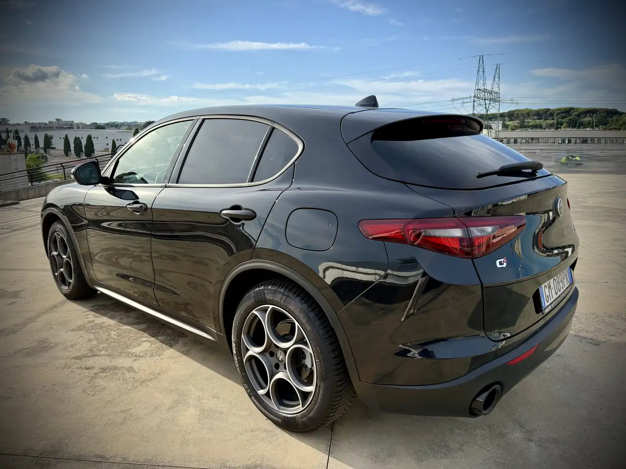 Alfa Romeo Stelvio 2023