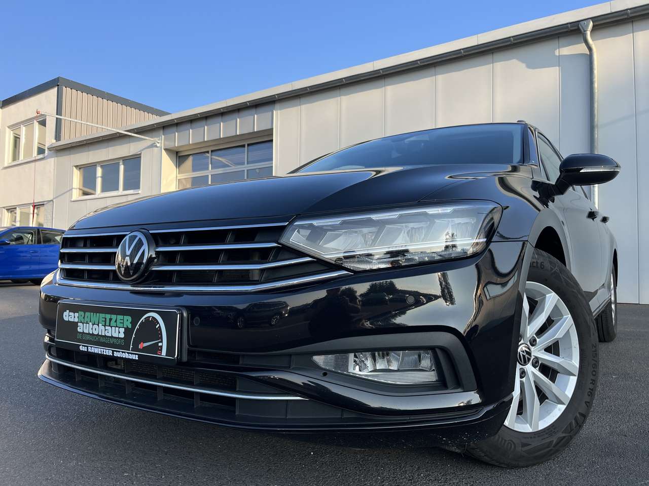 Volkswagen Passat Variant 2022 — 2.0 TDI DSG Business 1,99 Fin. Navi TravelAssist L