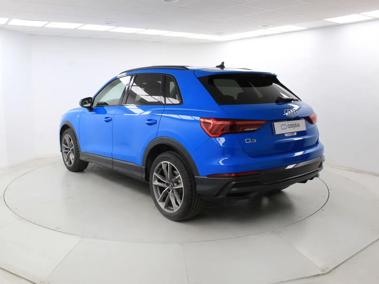 Audi Q3 35 TDI S line S tronic 110kW Bleu - 2