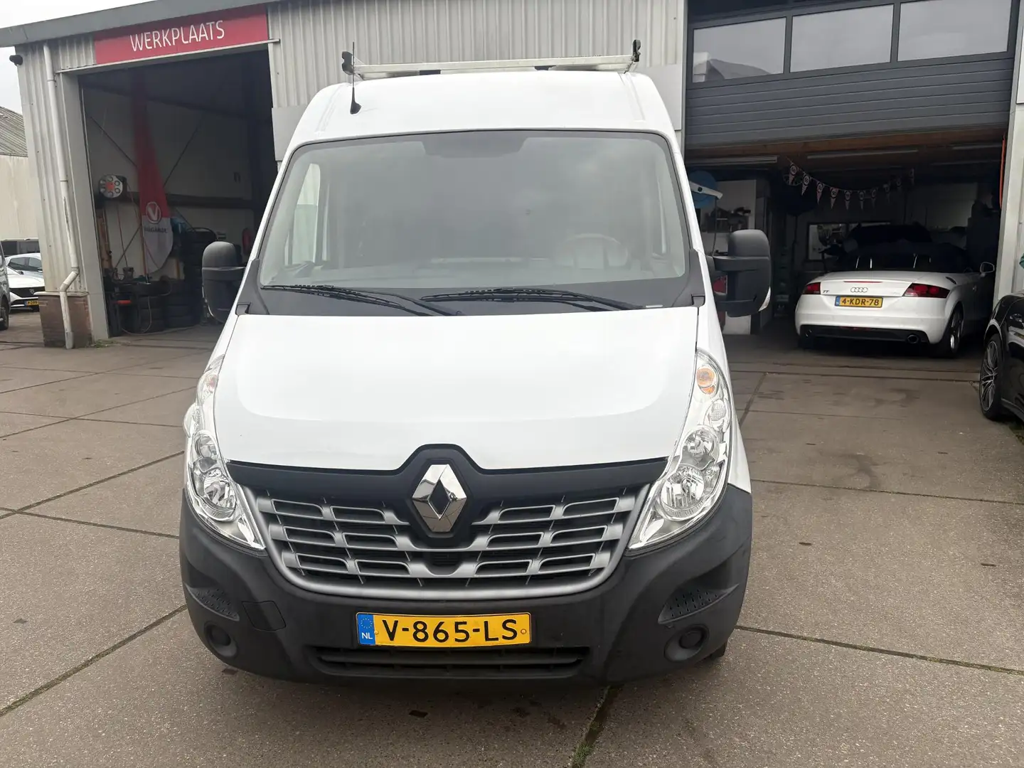 Renault Master T33 2.3 dCi L2H2 Wit - 2