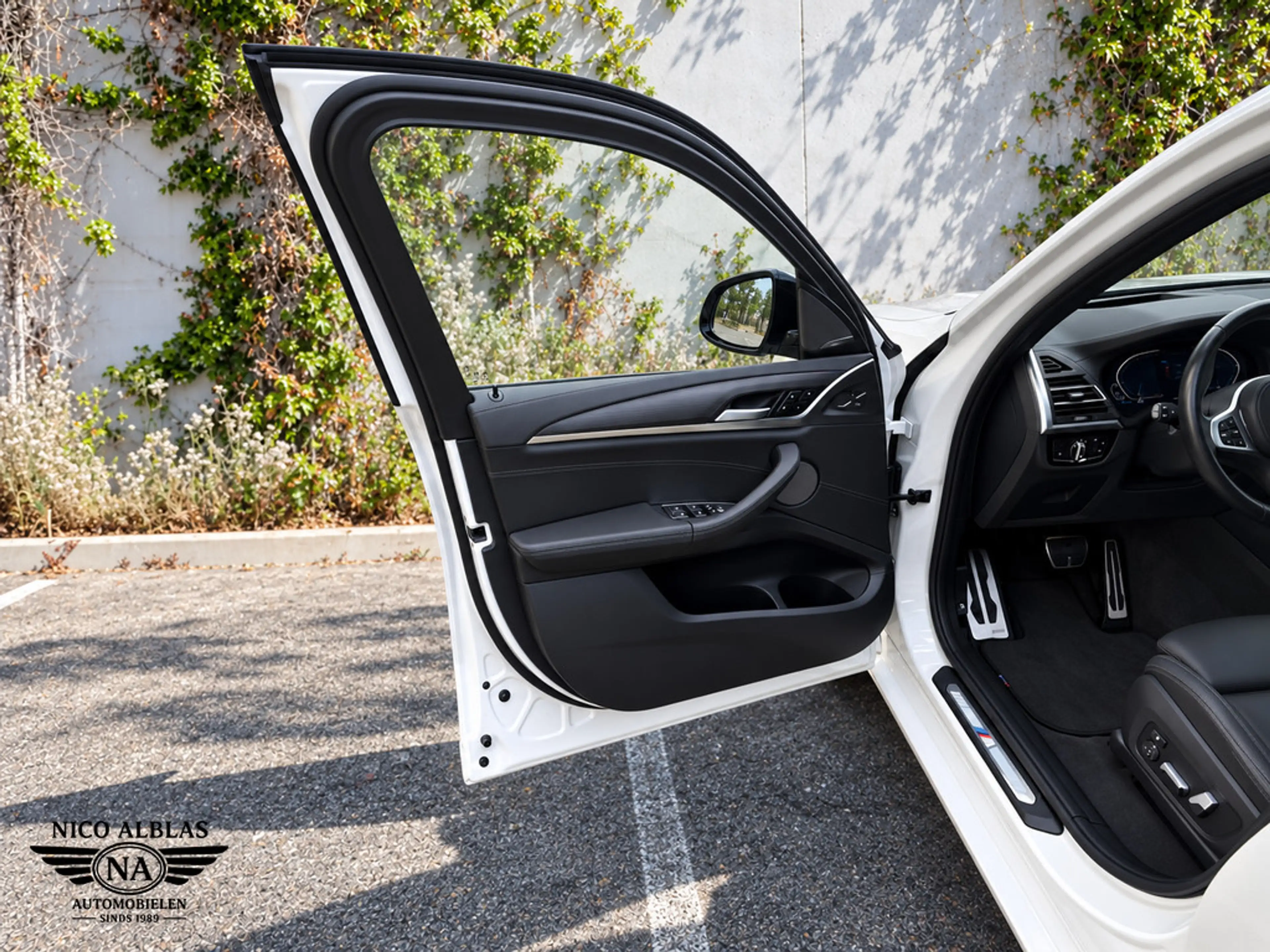 BMW iX3 Impressive M-Sport 80 kWh — photo 8