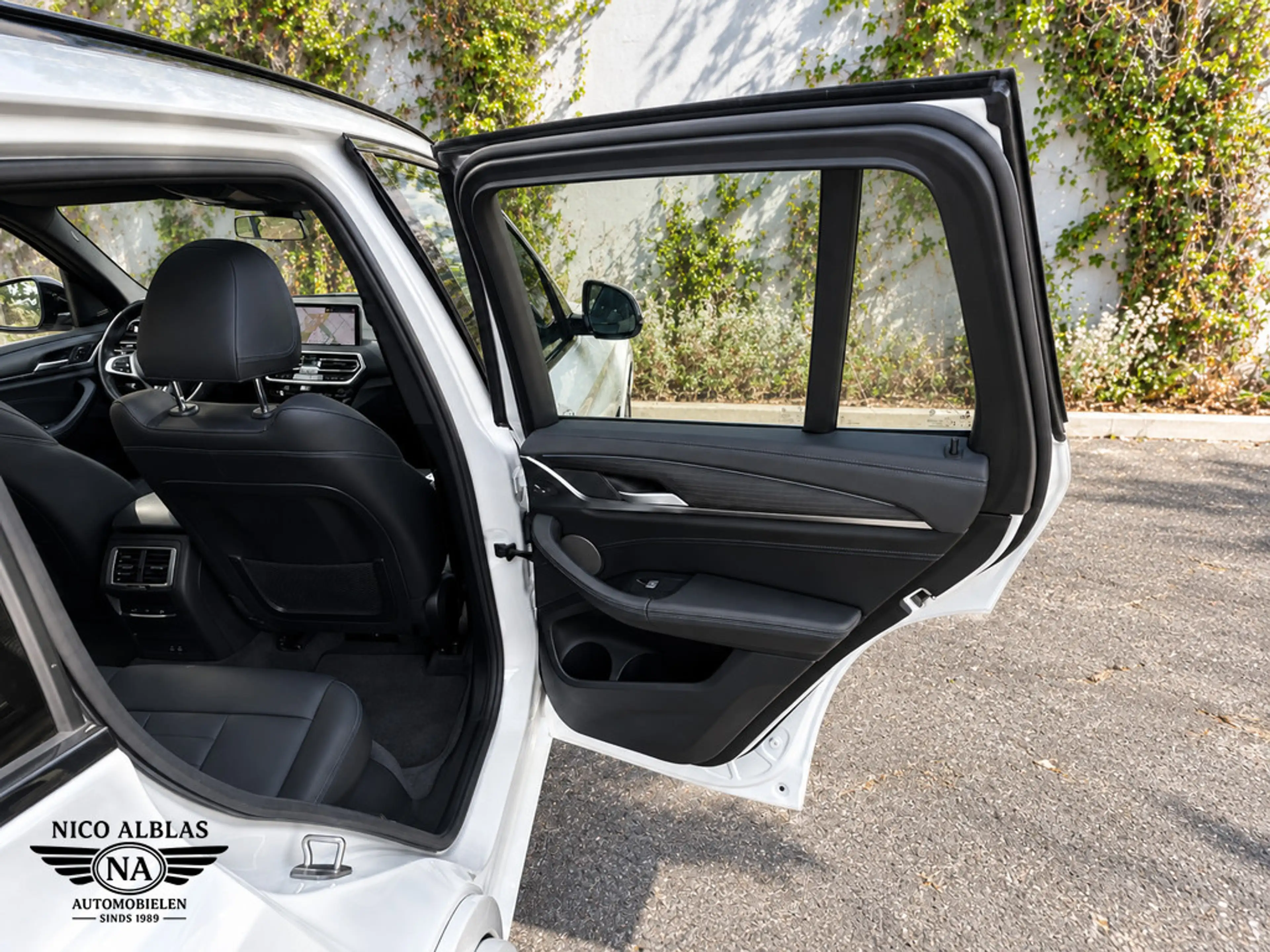 BMW iX3 Impressive M-Sport 80 kWh — photo 14