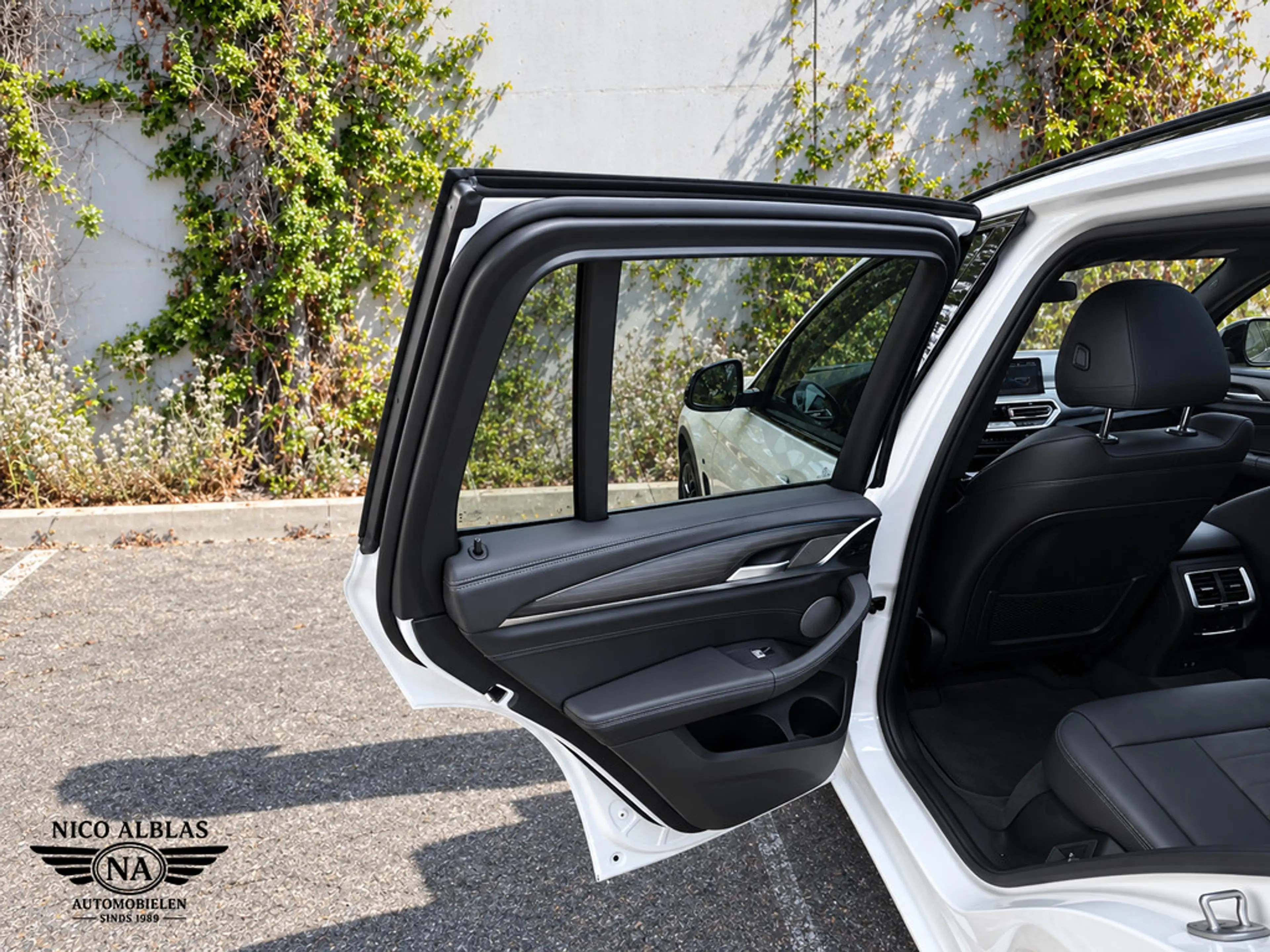 BMW iX3 Impressive M-Sport 80 kWh — photo 10