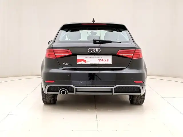 Audi A3 view 5