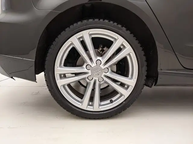Audi A3 view 9