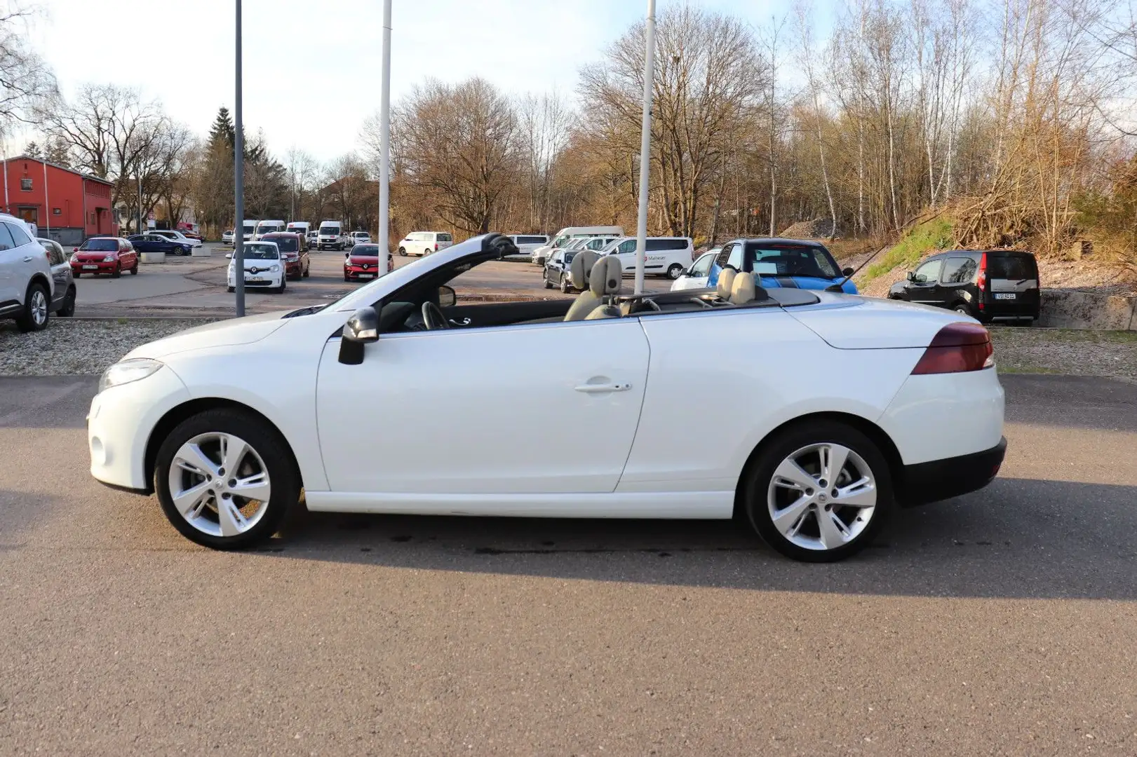 Renault Megane III Coupe / Cabrio Luxe Weiß - 2
