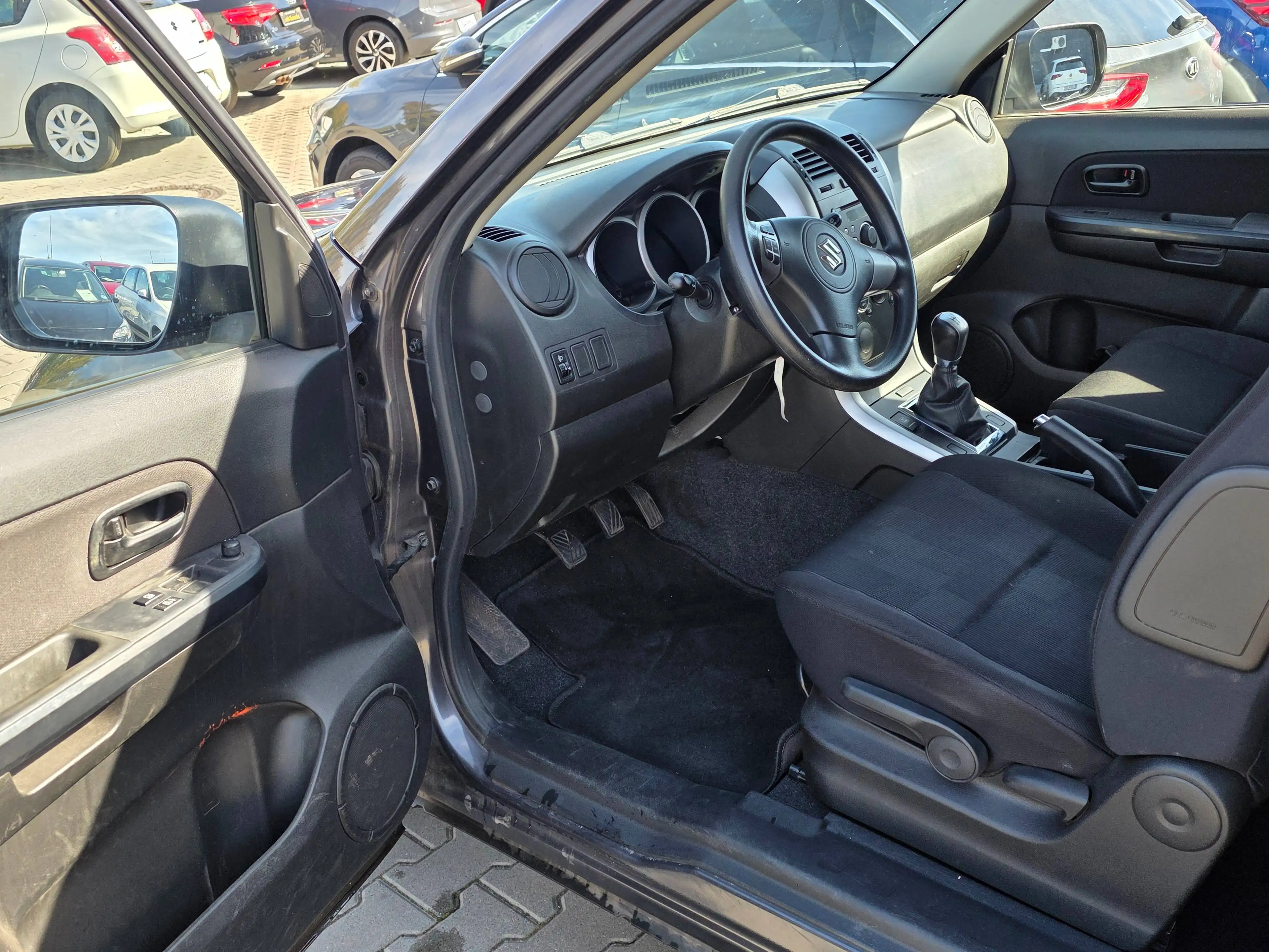 Suzuki Grand Vitara Grand Vitara 1.6 Comf./Kurz/AHK/4x4/Klima/Tüvneu/1.Ha/ — photo 10