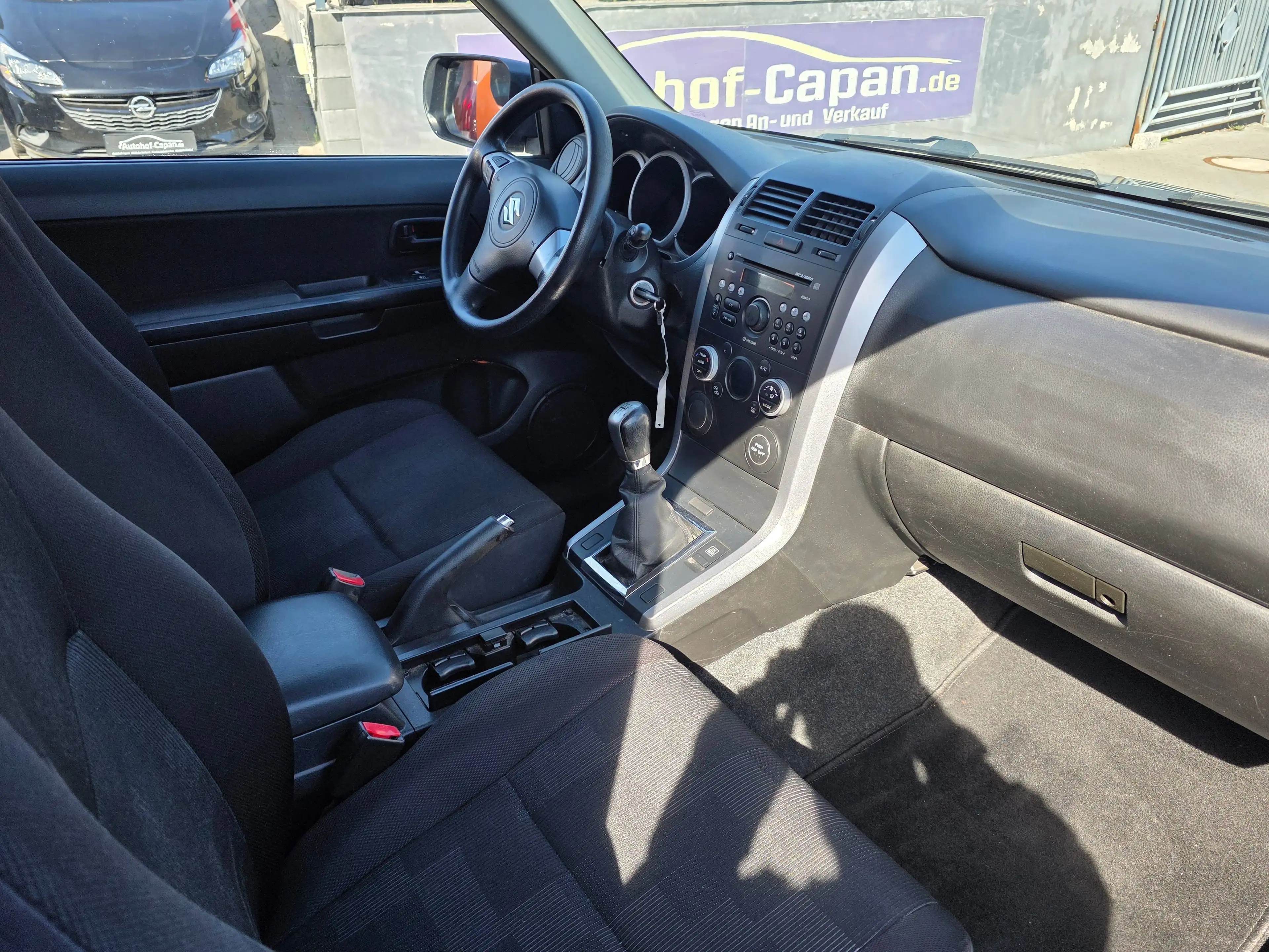 Suzuki Grand Vitara Grand Vitara 1.6 Comf./Kurz/AHK/4x4/Klima/Tüvneu/1.Ha/ — photo 14