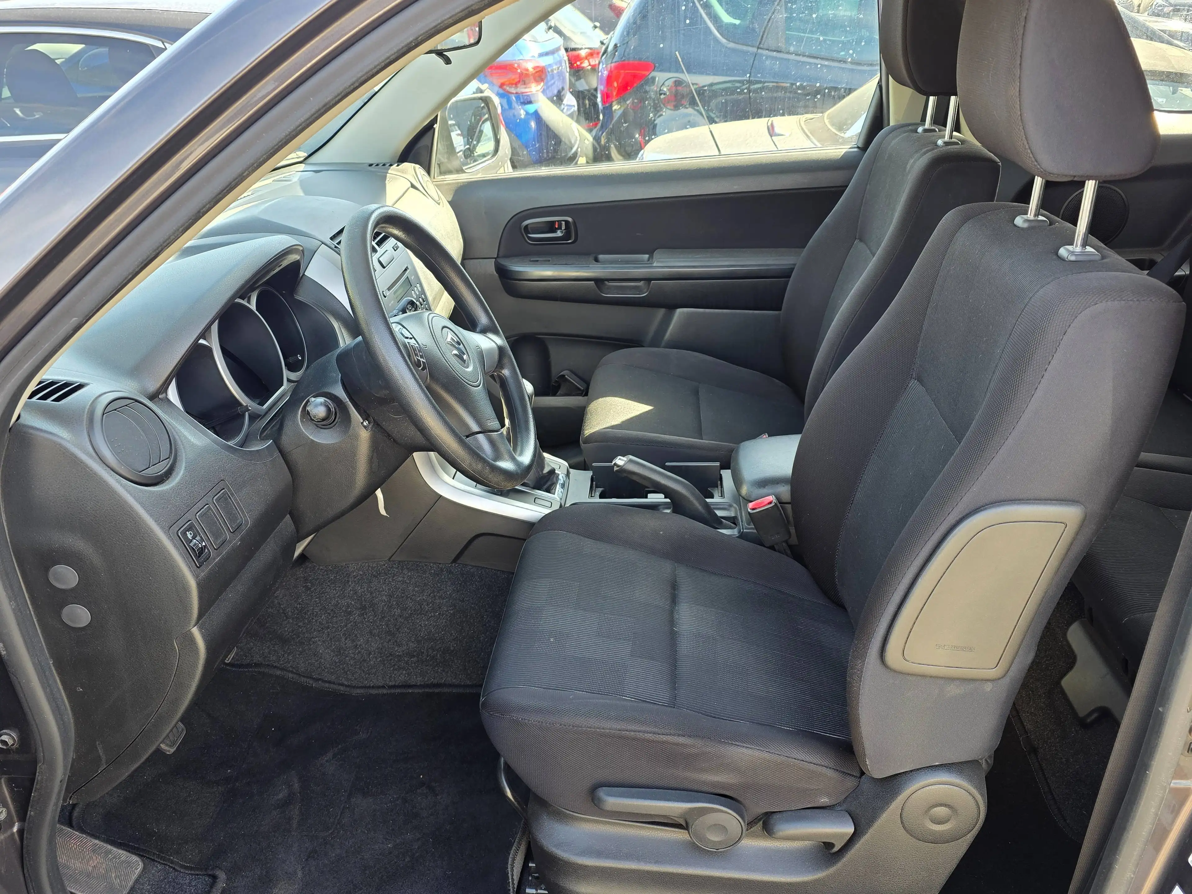 Suzuki Grand Vitara Grand Vitara 1.6 Comf./Kurz/AHK/4x4/Klima/Tüvneu/1.Ha/ — photo 11