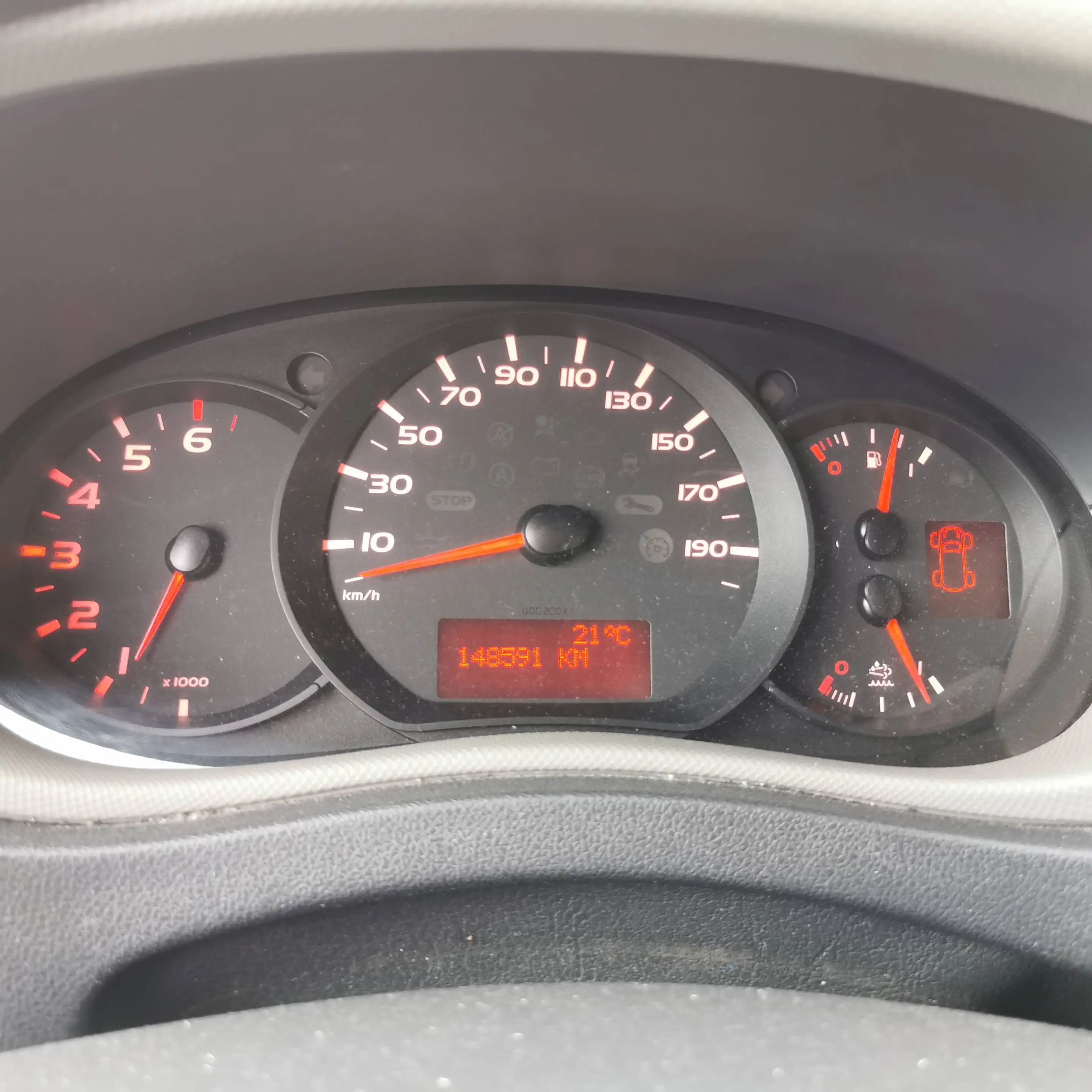 Renault Master 2.3 dCi 33 L1H2 Confort — photo 10