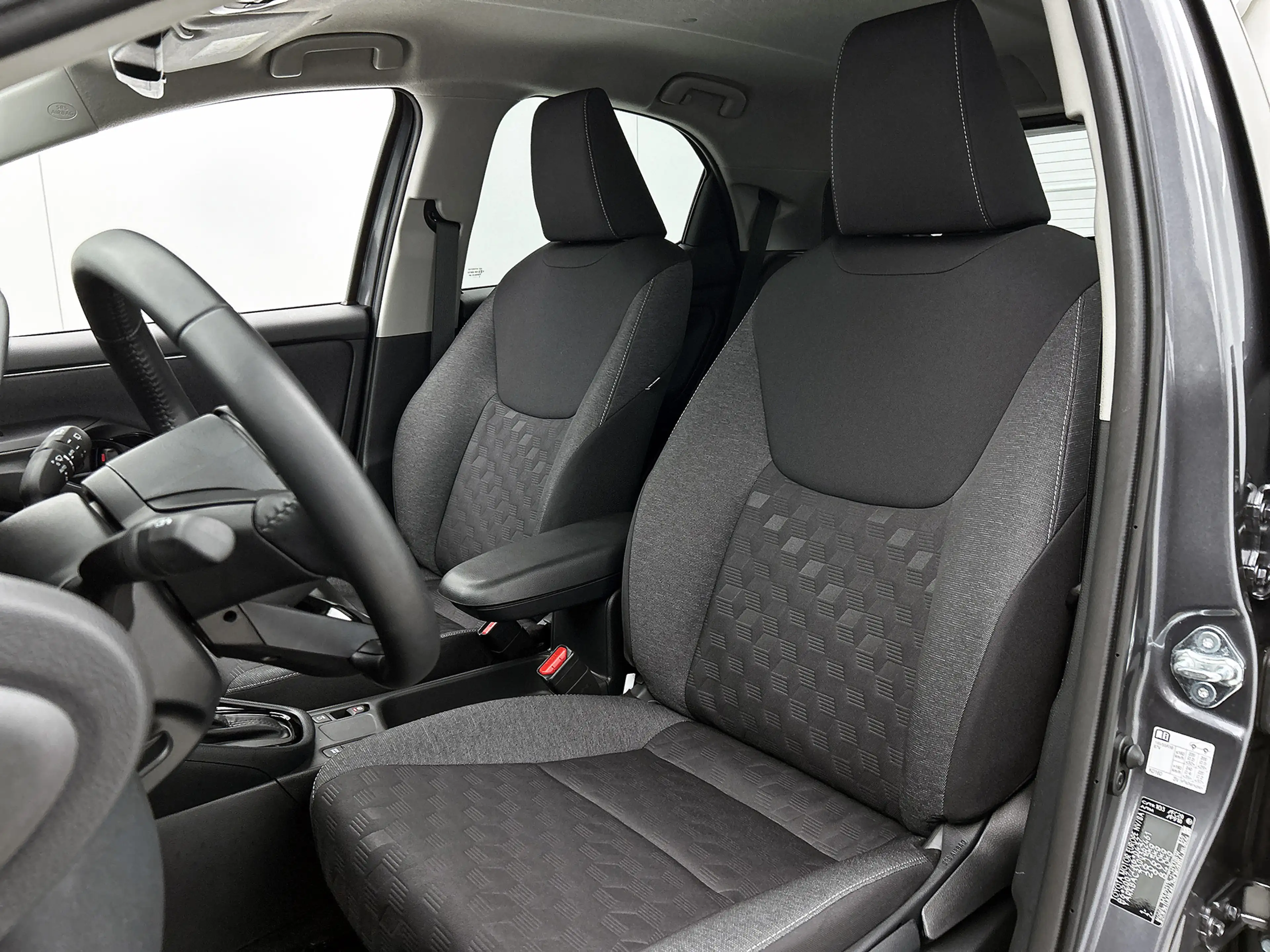 Toyota Yaris 1.5 Hybrid 115 Dynamic | BTW voertuig | Navigatie — photo 15
