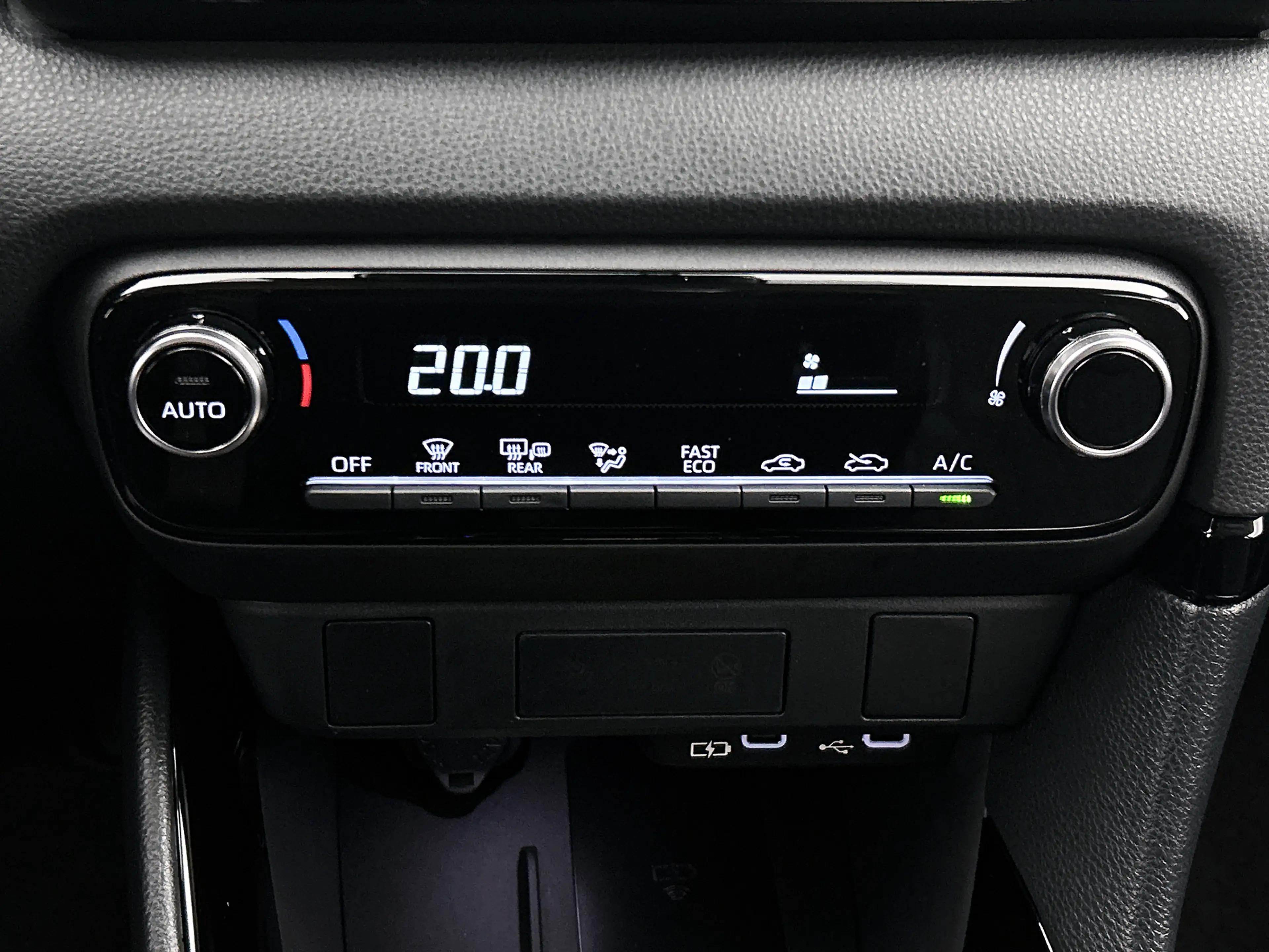 Toyota Yaris 1.5 Hybrid 115 Dynamic | BTW voertuig | Navigatie — photo 10