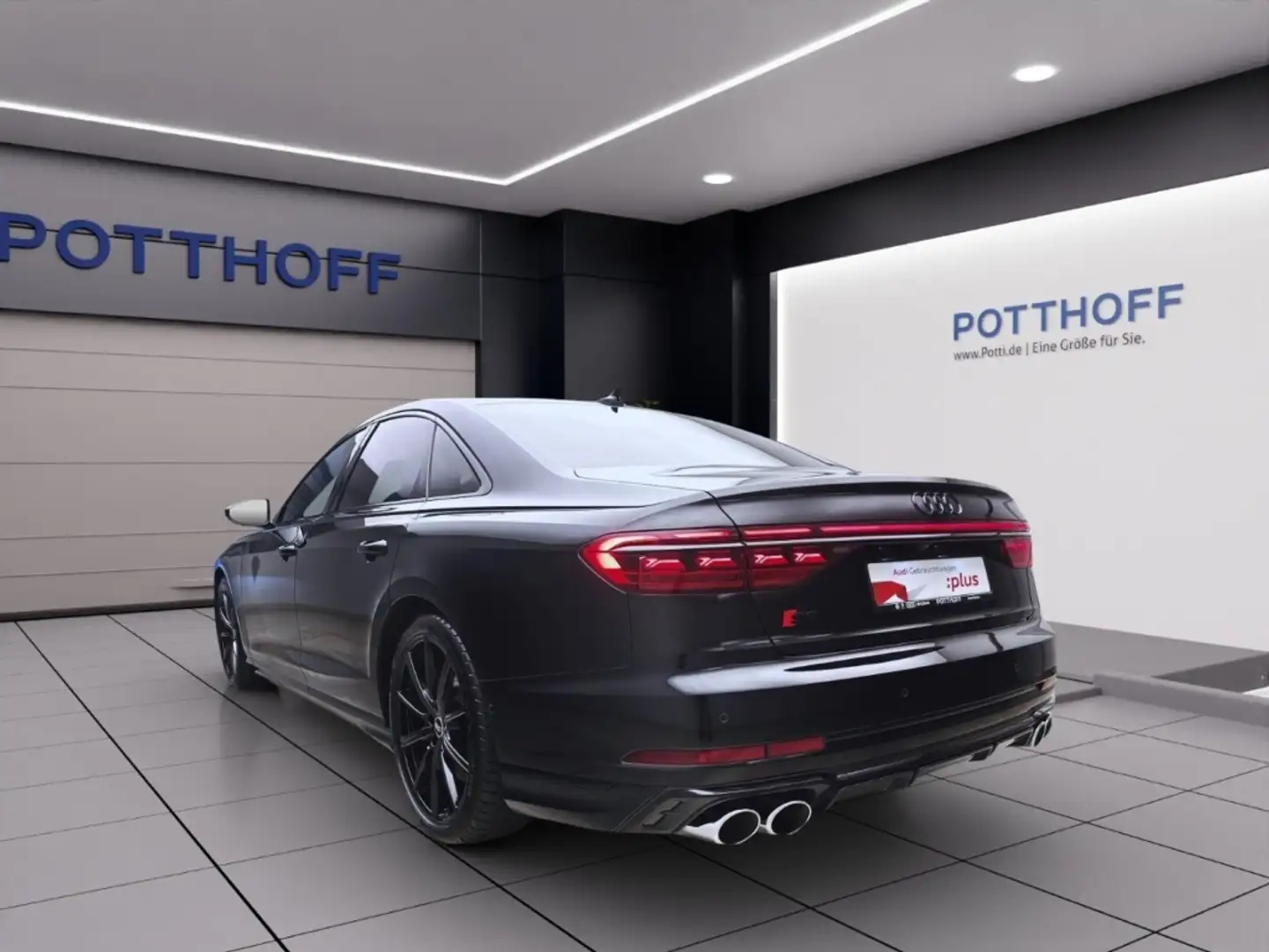 Audi S8 Q STANDHZG PANO HD-MATRIX B&O NAVI+ Schwarz - 2