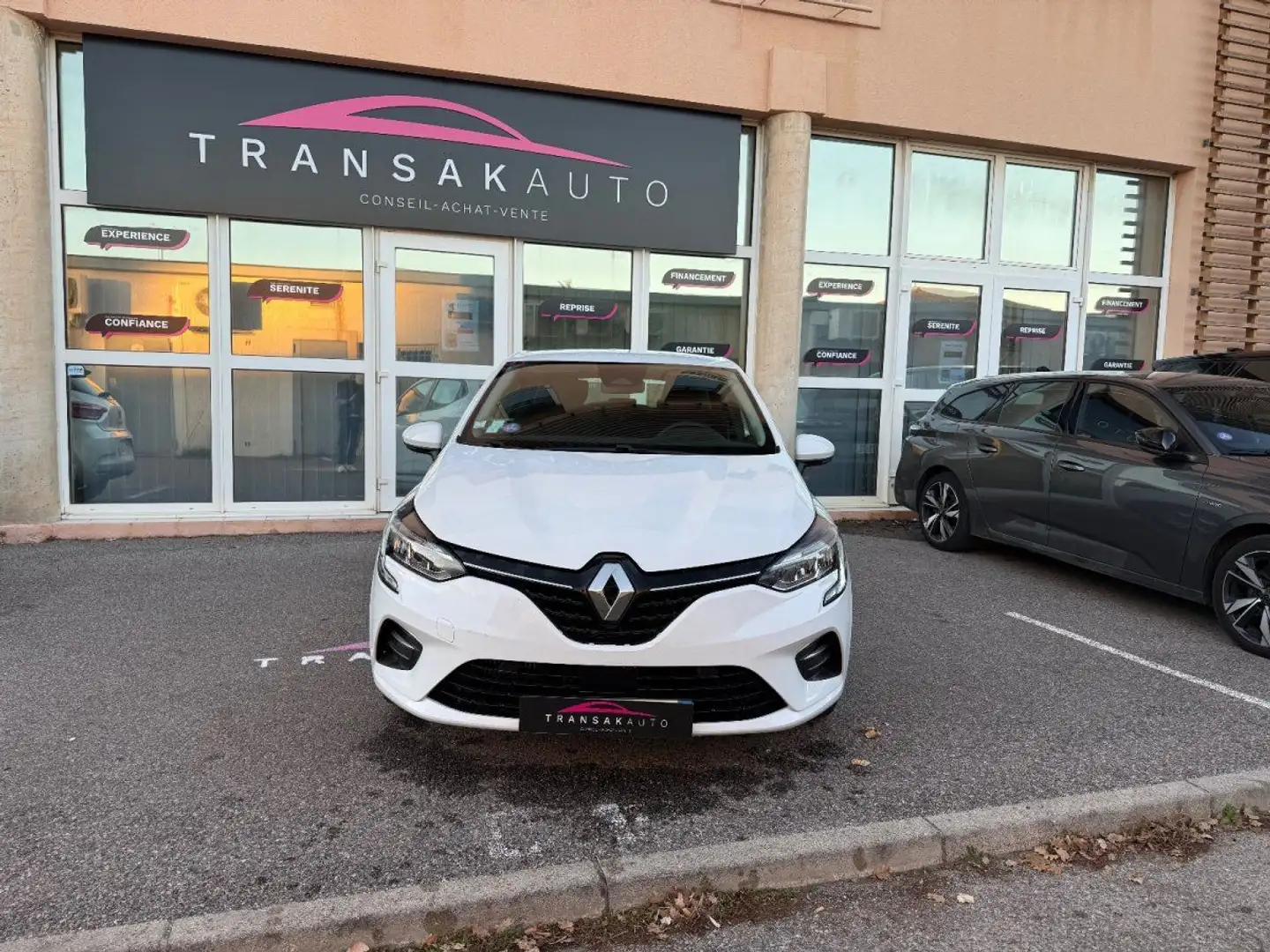 Renault Clio V TCe 100 Business / TVA RECUPERABLE / 1ER MAIN Blanc - 2