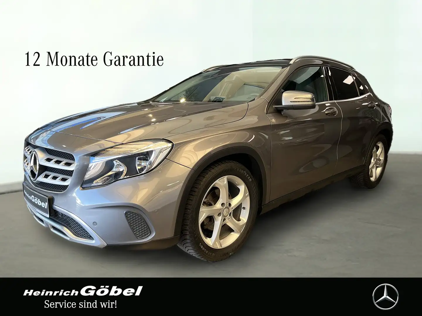 Mercedes-Benz GLA 220 d URBAN+COMAND+PANO+KAMERA+TOTWINKEL+SMI Gris - 1