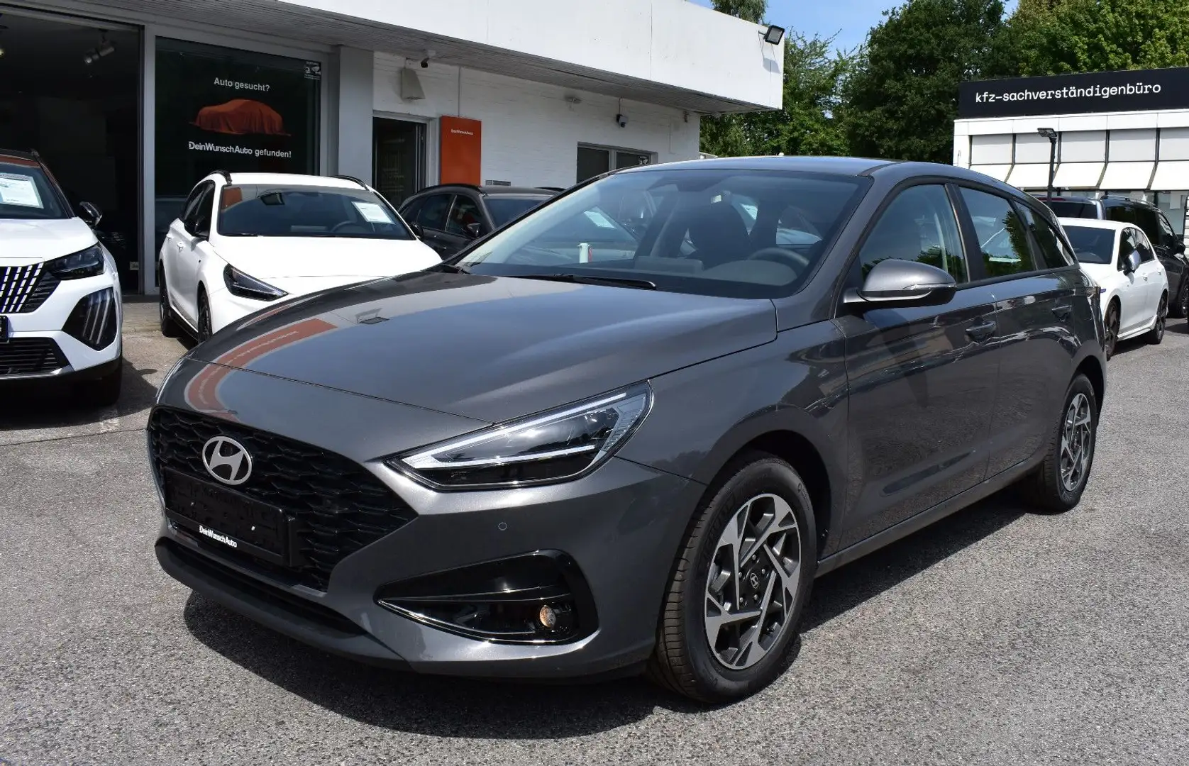 Hyundai i30 Kombi 1.5 97PS LED Navi R.Cam PDC ALU SOFORT Gris - 1