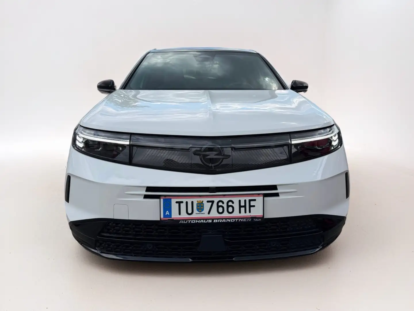Opel Grandland 1.6 Plug-in-Hybrid 143 kW GS Weiß - 2