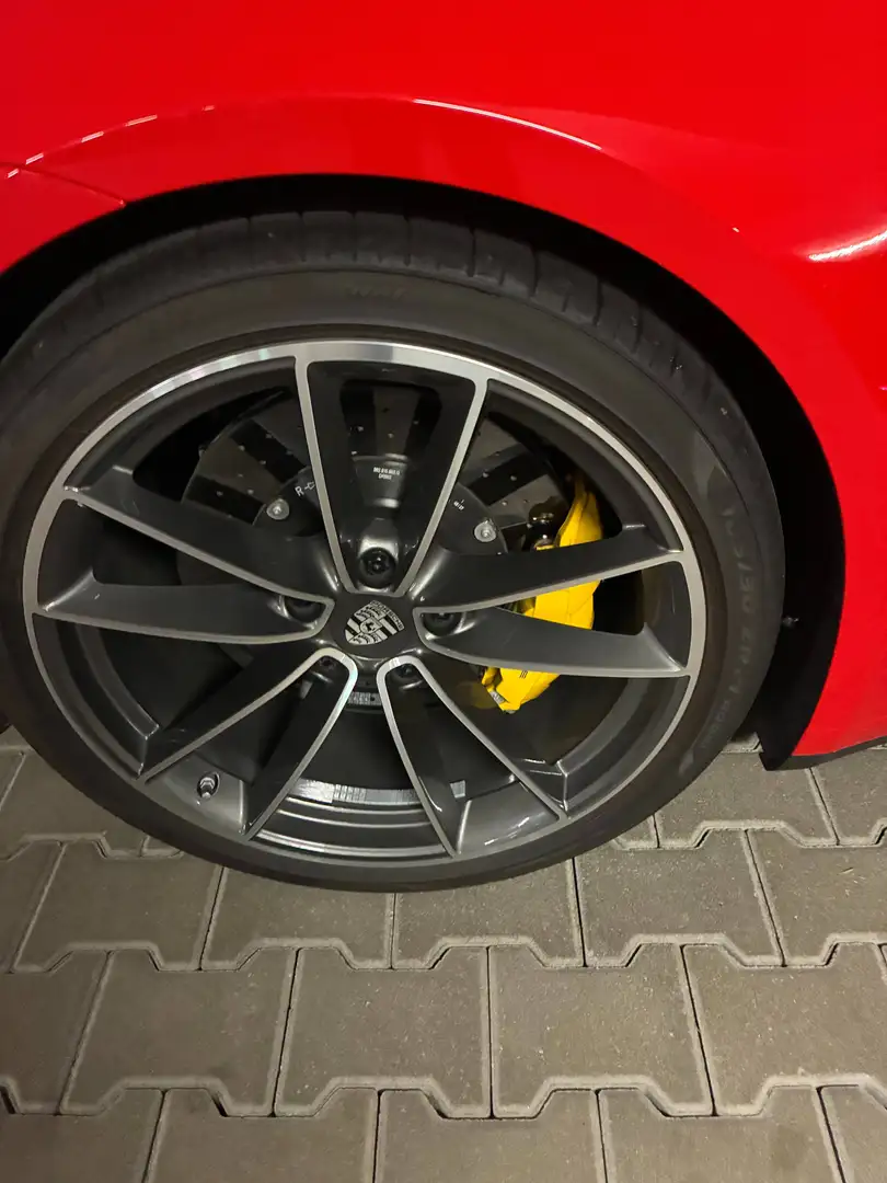 Porsche 992 911 Carrera PDK Rot - 2