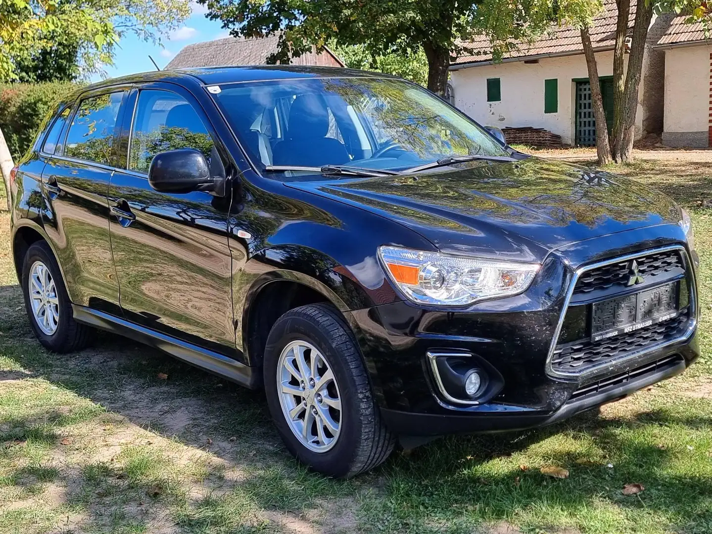 Mitsubishi ASX ASX 1,6 Inform Inform Schwarz - 2