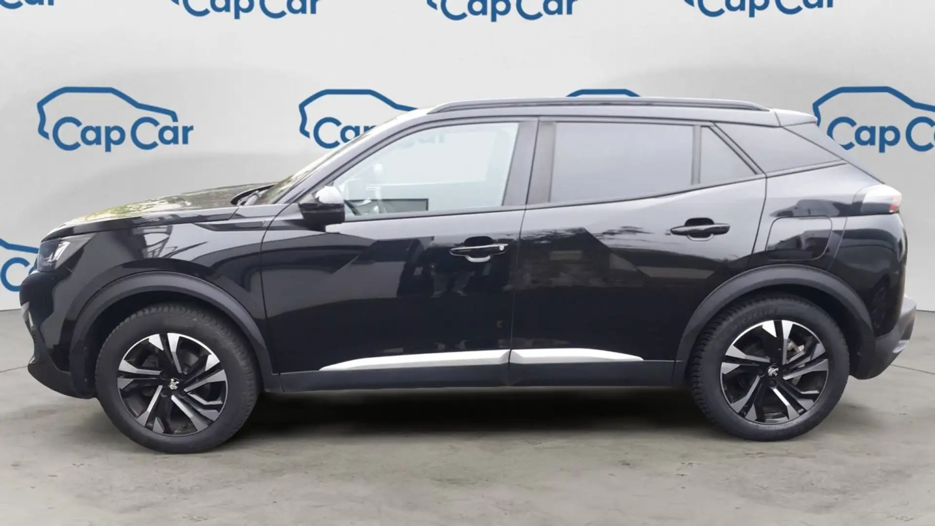 Peugeot 2008 1.2 Puretech 100 Allure - Entretien constructeur Noir - 2