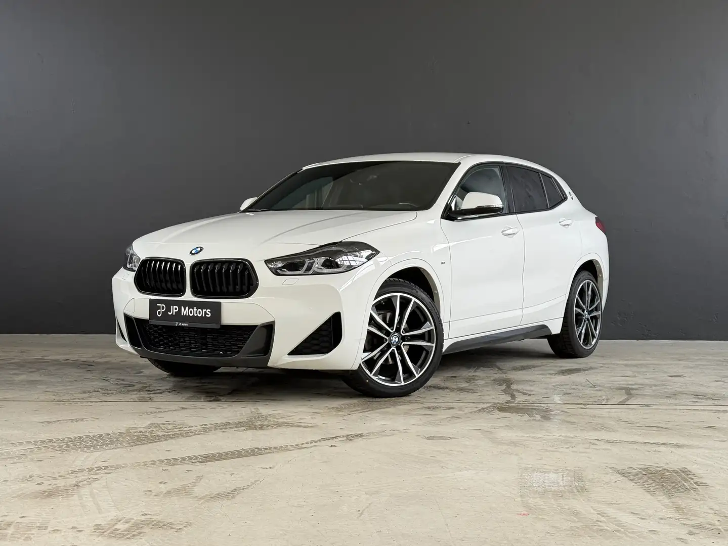 BMW X2 16d sDrive *M Sportpaket, Business-Paket Plus, AHK Weiß - 1