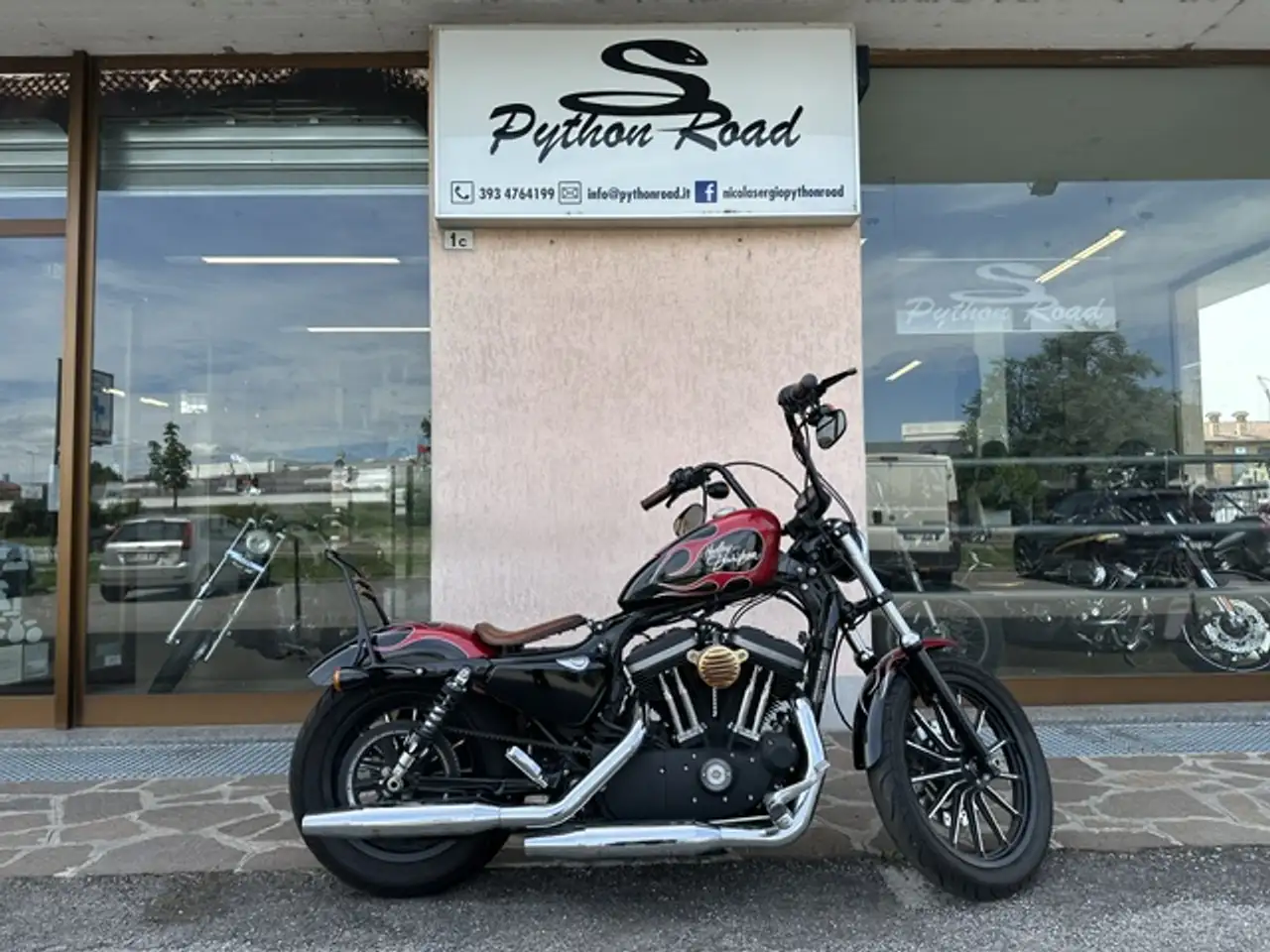 Harley-Davidson Iron 883