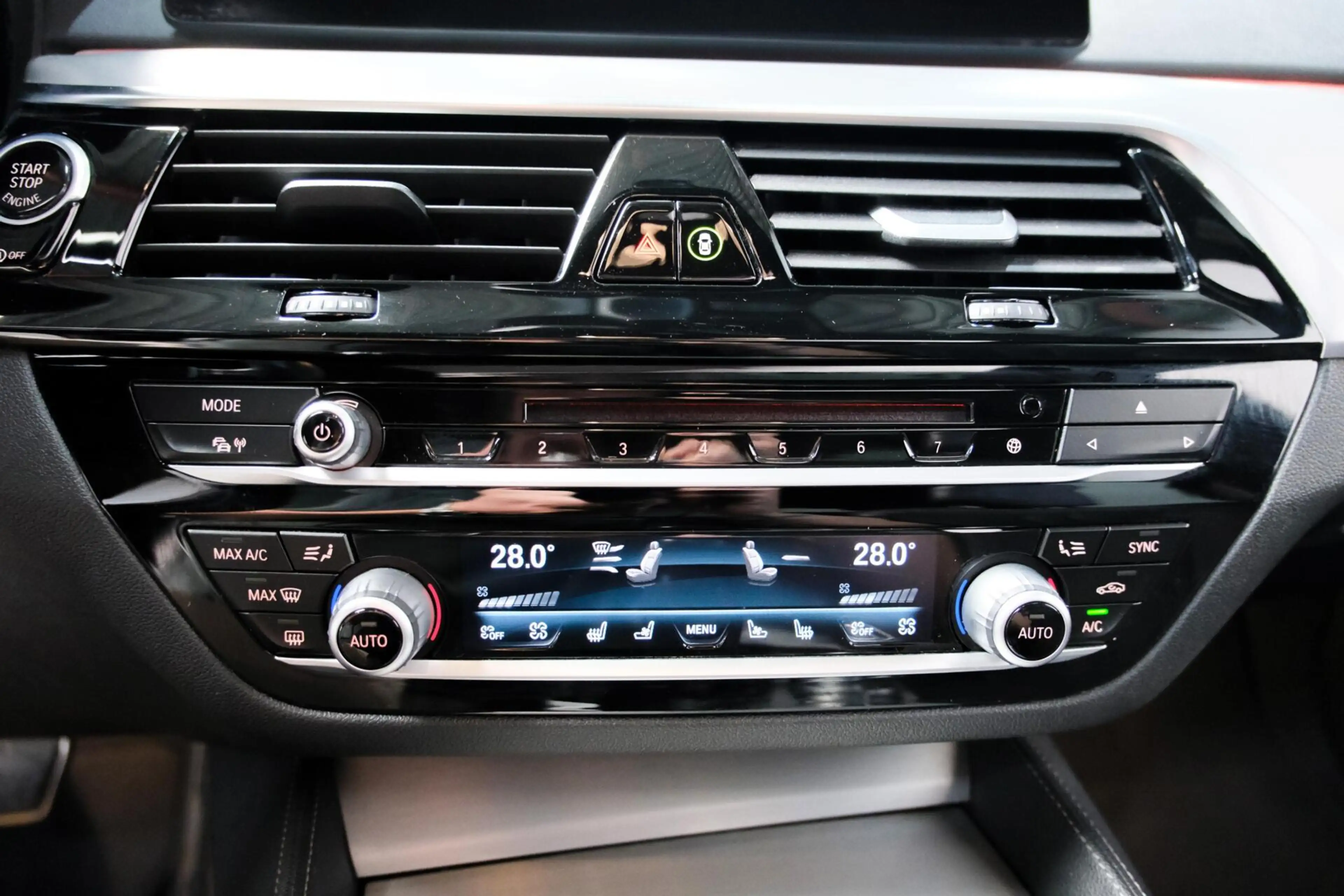 BMW 540 5-serie Touring 540d xDrive| Carbon | 100% onderho — photo 35