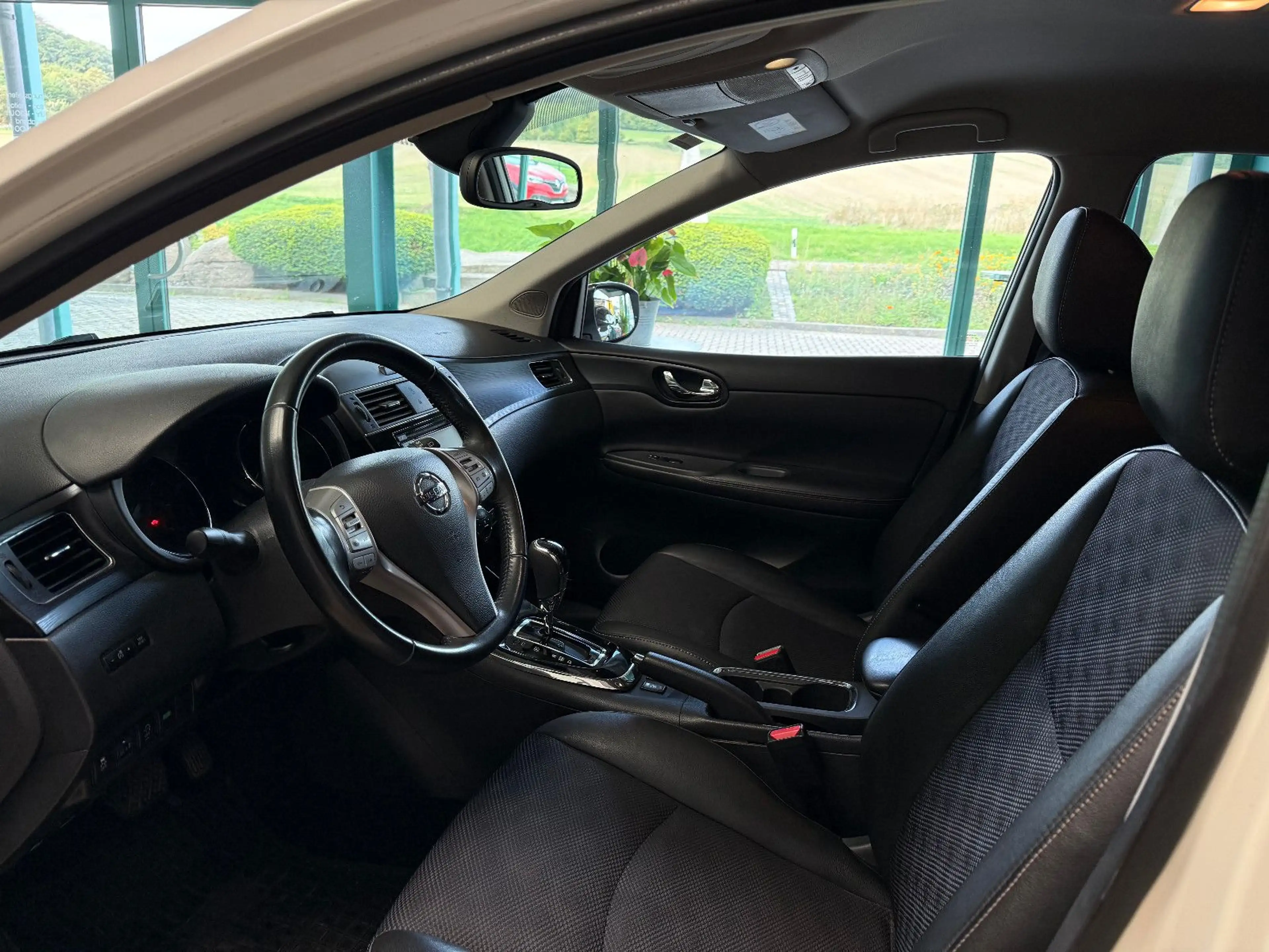 Nissan Pulsar N-Connecta — photo 9