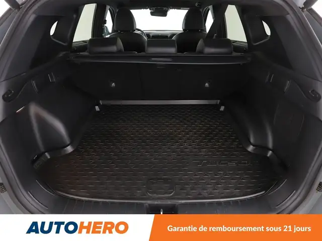 Hyundai Tucson view 24