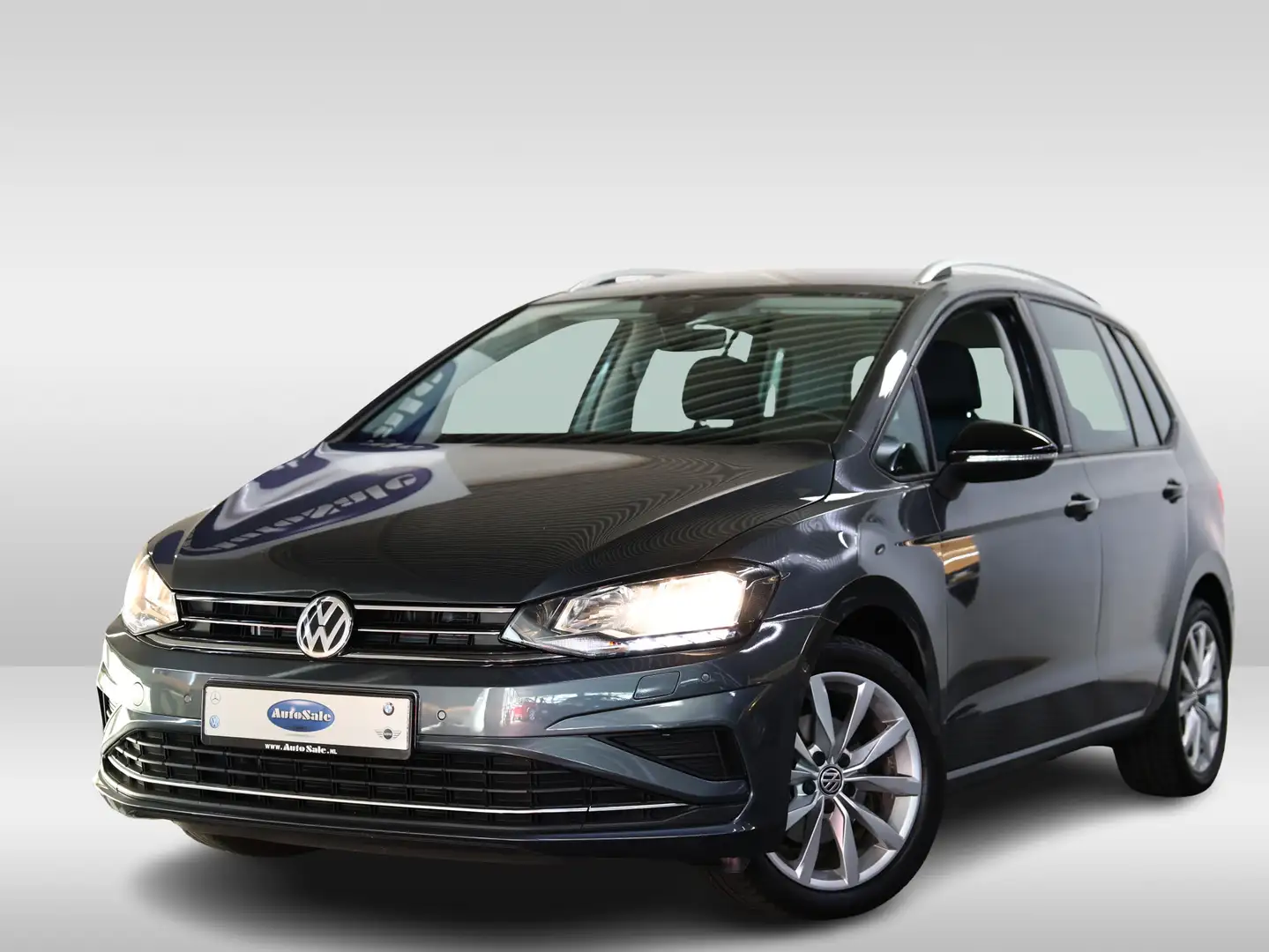 Volkswagen Golf Sportsvan 1.5 TSI ACT Highline IQ Drive ACC Navi Carplay Lan Grijs - 1