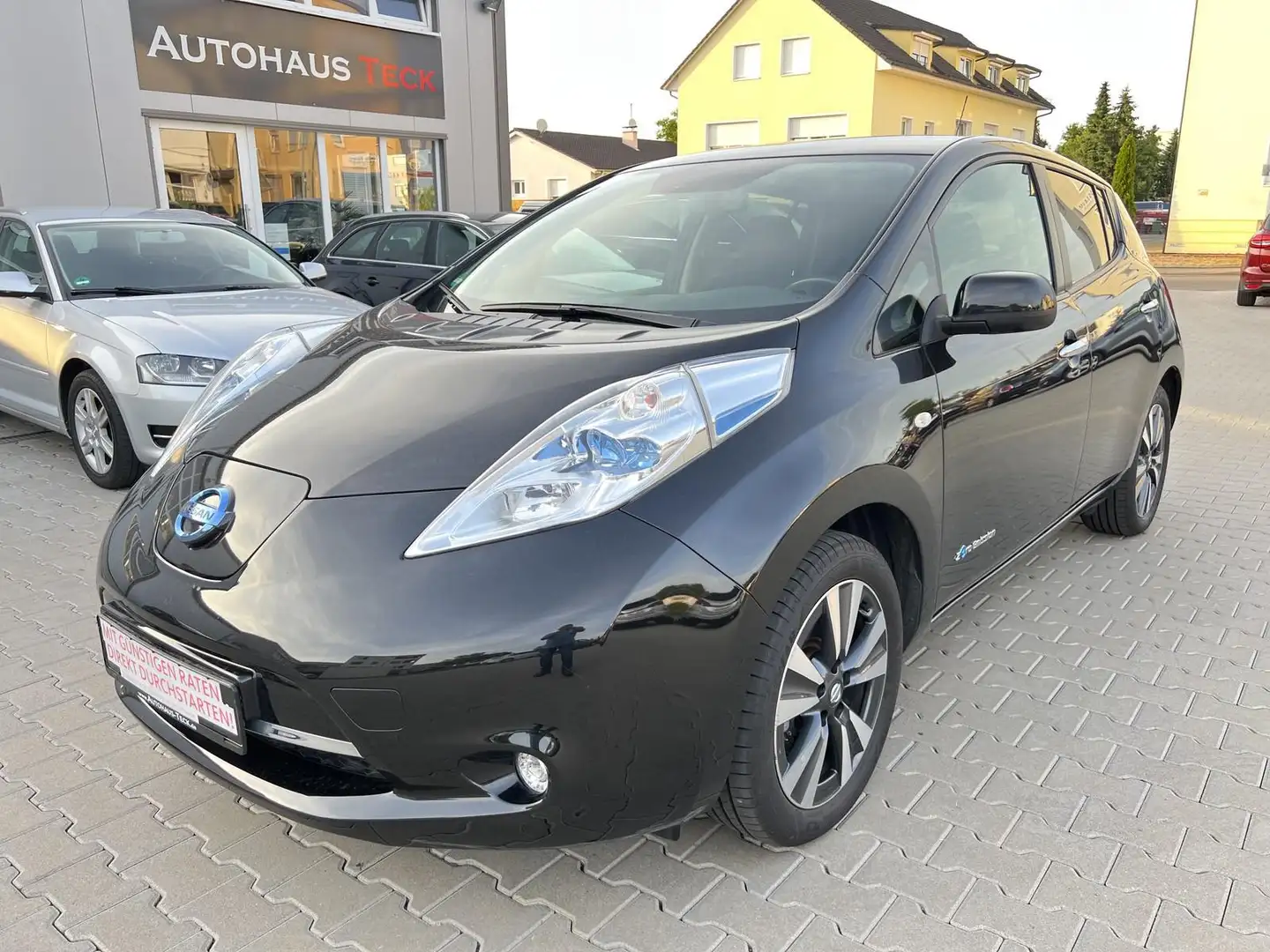 Nissan Leaf Black Edition Batterien Defekt*50TKM*360^Kamera*NA Noir - 1